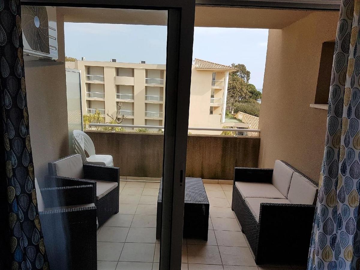 Appartement T2 Bord De Mer - Maria Beach Santa-Lucia-di-Moriani Ngoại thất bức ảnh