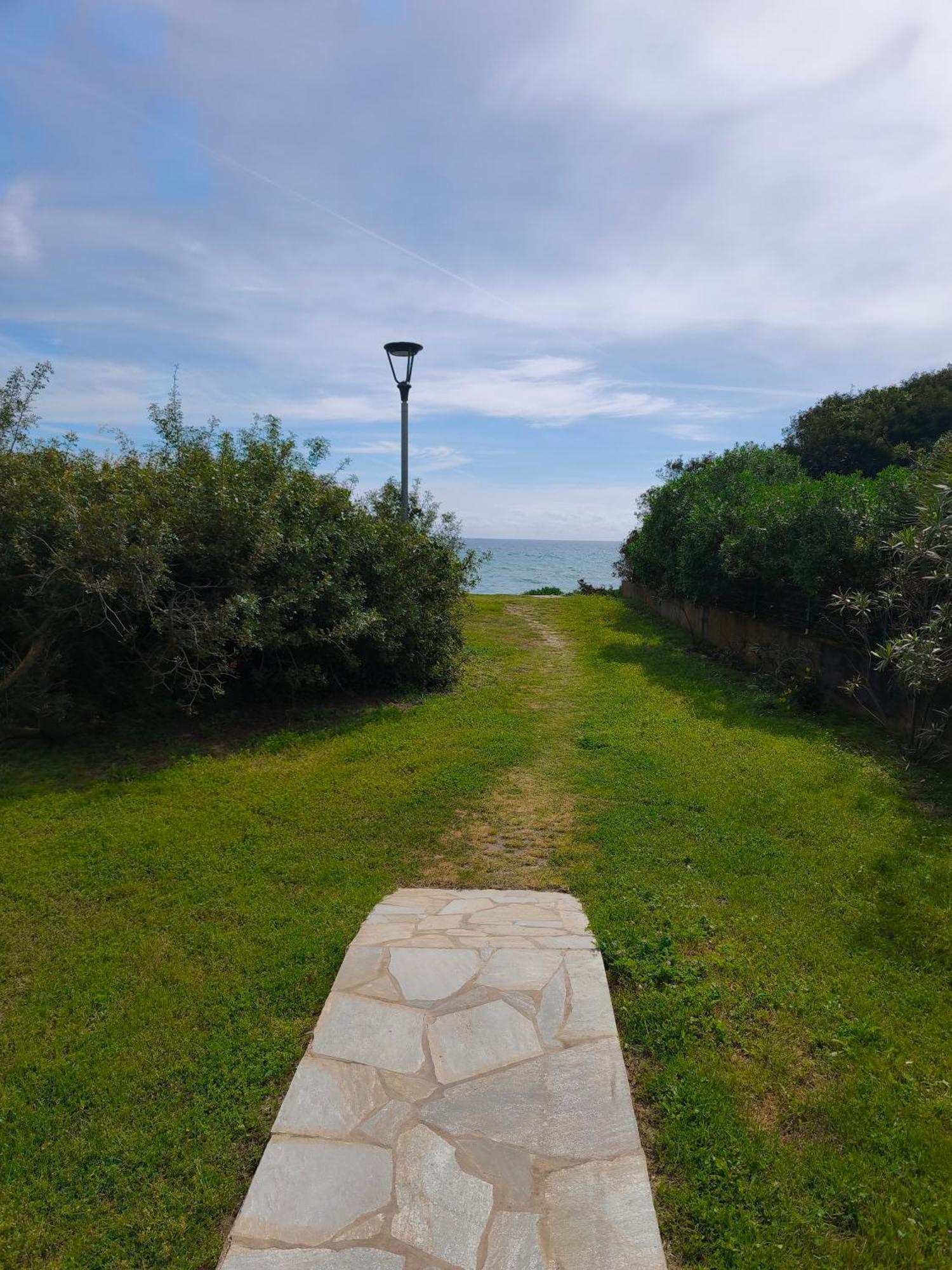 Appartement T2 Bord De Mer - Maria Beach Santa-Lucia-di-Moriani Ngoại thất bức ảnh
